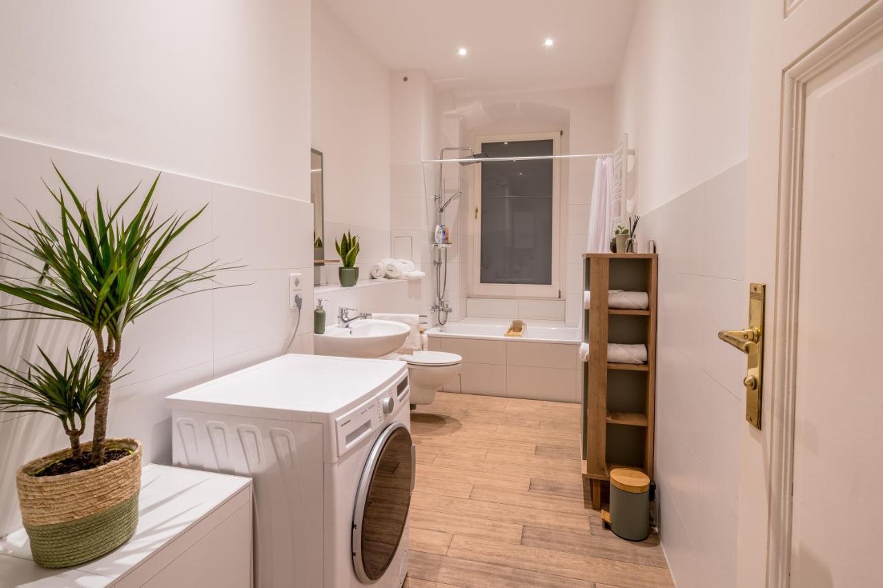 Leben Wie Ein Kreuzberger Altbau Charme Mit Stuck In Bester Kiezlage Berlijn Buitenkant foto